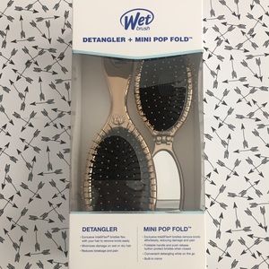 Wet Brush Detangler and Mini Pop Fold Gold